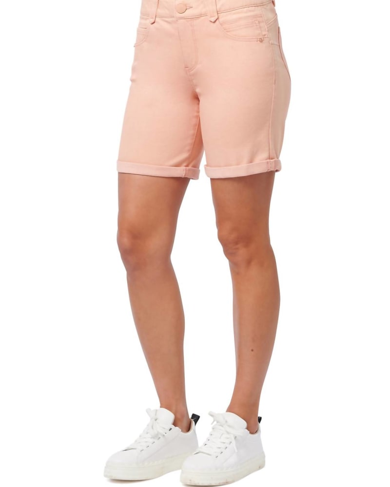 Front of a model wearing a size 12 7" Shorts In Dusty Papaya in Dusty Papaya by Democracy. | dia_product_style_image_id:351752